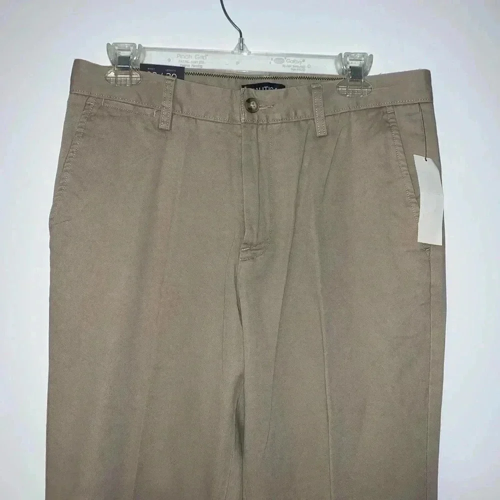 Nautica Flat Front Khaki Pants​​